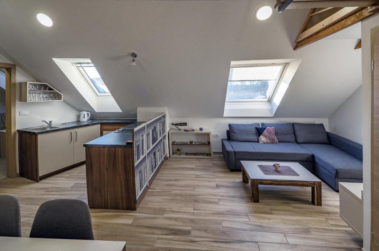 Apartma Maricka Daire Križe Dış mekan fotoğraf